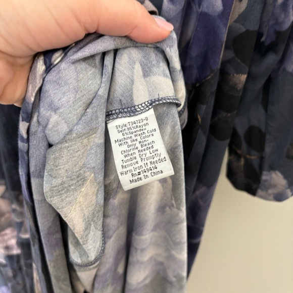 Johnny Was Grey Peony Long Sleeve Floral Dress - Picture 10 of 11